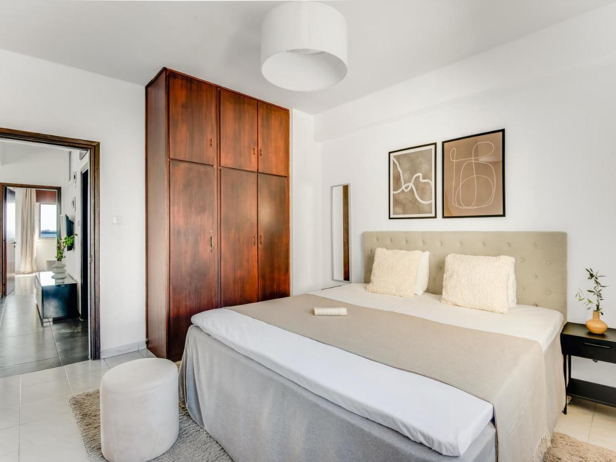 Sanders Kanika Sea Forum - Adorable 2-Bedroom Apartment With Sea View Limassol Kültér fotó