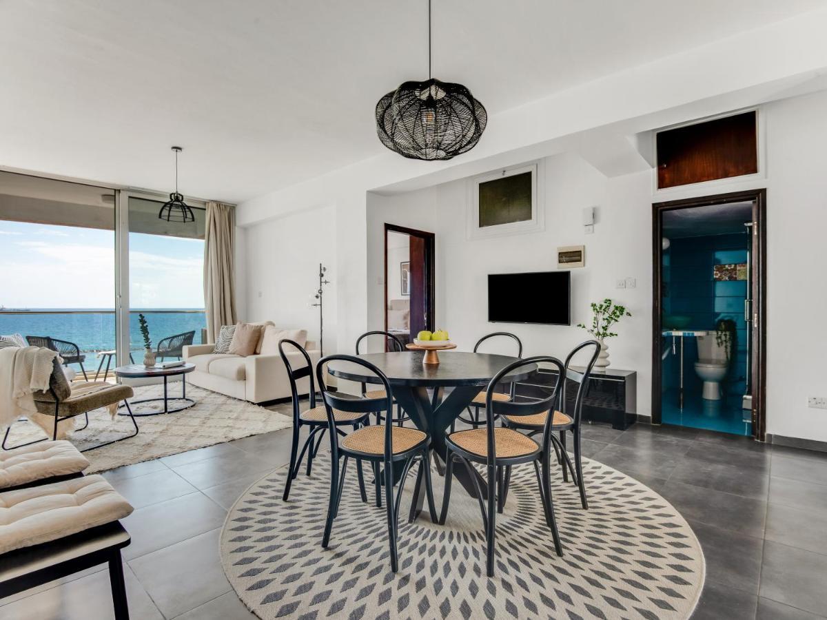 Sanders Kanika Sea Forum - Adorable 2-Bedroom Apartment With Sea View Limassol Kültér fotó